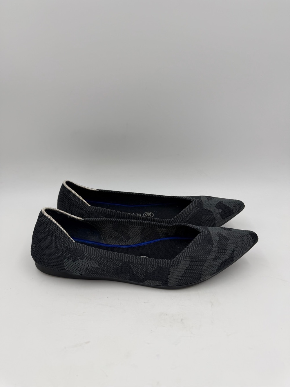 Rothy's The Point Black Gray Camo Knit Pointed Toe Flats Shoes Women's 7.5 US